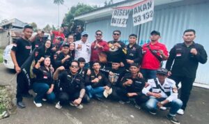 Mangala Garuda Putih Arjasari, Bagi Takjil Gratis Arjasari, Mangala Garuda Putih Berbagi Takjil, PAC Mangala Garuda Putih Arjasari, Bagi Takjil Ramadan Arjasari, Pembagian Takjil Gratis Bandung, Kegiatan Sosial Ramadan Arjasari, Ormas Mangala Garuda Putih, Takjil Gratis untuk Masyarakat, Kegiatan Ramadan Organisasi Masyarakat, Buka Puasa Bersama Mangala Garuda Putih, Mangala Garuda Putih Berbagi 1000 Takjil, Aksi Sosial Ramadan di Arjasari, Berbagi Takjil di Desa Lebakwangi, Mangala Garuda Putih PAC Arjasari bagikan 1000 takjil gratis, Kegiatan sosial Mangala Garuda Putih di Arjasari Bandung, Ormas Mangala Garuda Putih berbagi takjil di depan Alfamart Pasirjati, Mangala Garuda Putih Arjasari pererat silaturahmi lewat bagi takjil